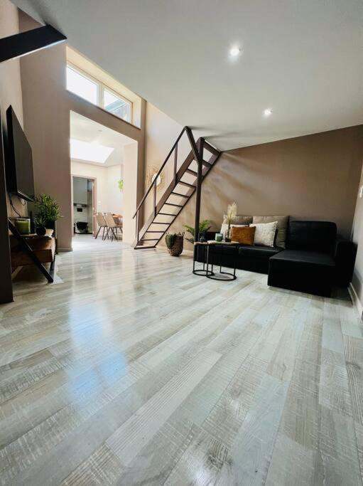 Appartement Tropical เลียจ ภายนอก รูปภาพ