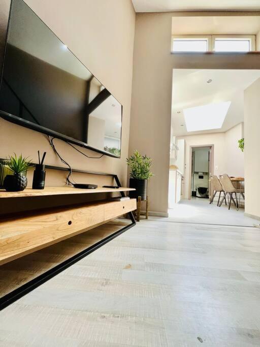 Appartement Tropical เลียจ ภายนอก รูปภาพ