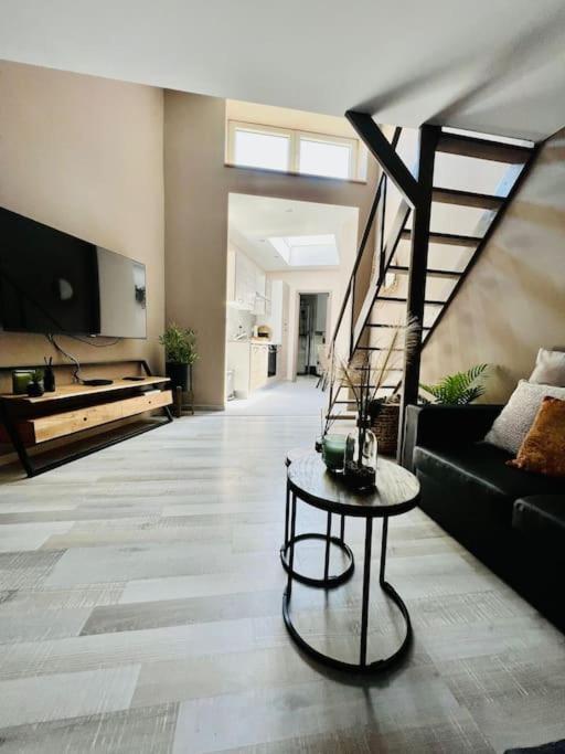 Appartement Tropical เลียจ ภายนอก รูปภาพ